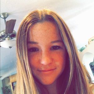 Meet your Posher, Shawna